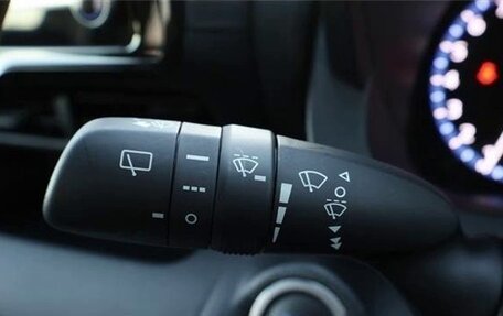 Toyota Yaris Cross, 2021 год, 1 440 000 рублей, 15 фотография