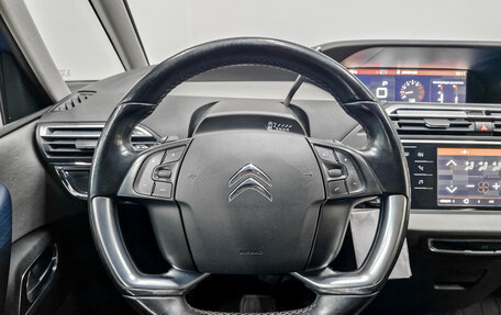 Citroen C4 Picasso II рестайлинг, 2016 год, 1 500 000 рублей, 21 фотография