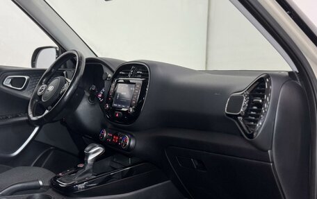 KIA Soul II рестайлинг, 2019 год, 1 799 000 рублей, 13 фотография