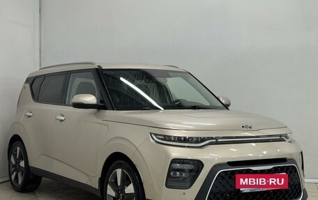 KIA Soul II рестайлинг, 2019 год, 1 799 000 рублей, 10 фотография
