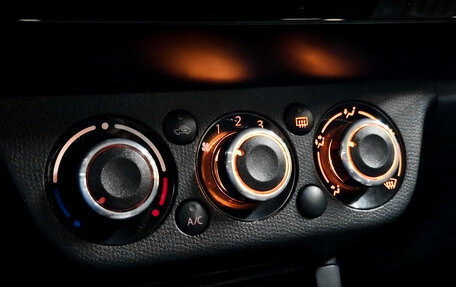 Suzuki Swift III, 2007 год, 700 000 рублей, 16 фотография