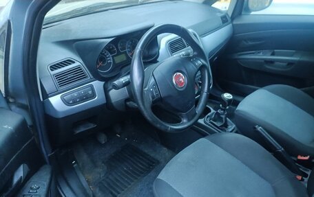 Fiat Punto III Punto Evo рестайлинг, 2010 год, 280 000 рублей, 5 фотография