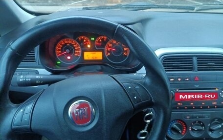 Fiat Punto III Punto Evo рестайлинг, 2010 год, 280 000 рублей, 4 фотография