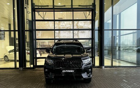 Toyota Land Cruiser Prado 150 рестайлинг 2, 2018 год, 5 290 000 рублей, 3 фотография