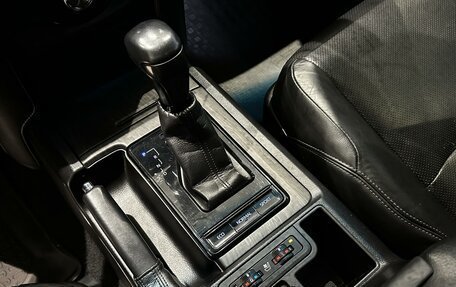 Toyota Land Cruiser Prado 150 рестайлинг 2, 2018 год, 5 290 000 рублей, 17 фотография