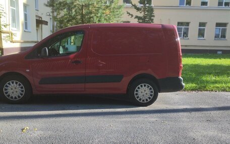 Peugeot Partner II рестайлинг 2, 2013 год, 760 000 рублей, 4 фотография