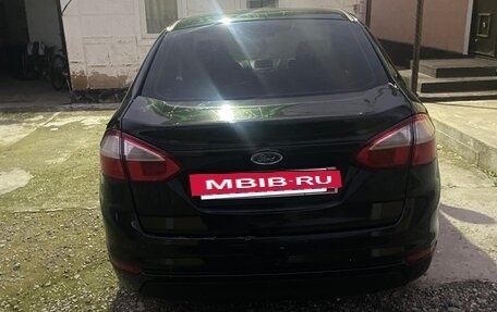 Ford Fiesta, 2015 год, 650 000 рублей, 3 фотография