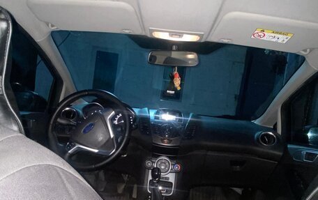 Ford Fiesta, 2015 год, 650 000 рублей, 6 фотография