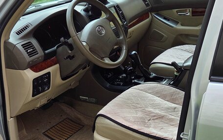 Toyota Land Cruiser Prado 120 рестайлинг, 2006 год, 1 980 000 рублей, 6 фотография