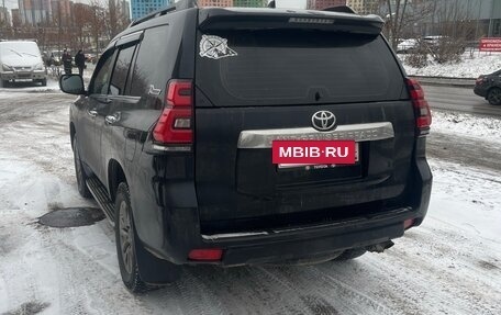 Toyota Land Cruiser Prado 150 рестайлинг 2, 2017 год, 3 990 000 рублей, 4 фотография