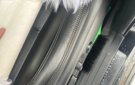 Toyota Land Cruiser Prado 150 рестайлинг 2, 2017 год, 3 990 000 рублей, 10 фотография