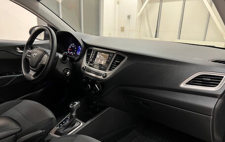 Hyundai Solaris II рестайлинг, 2019 год, 1 350 000 рублей, 32 фотография