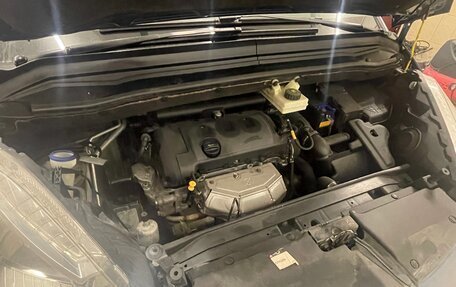 Citroen C4 Picasso II рестайлинг, 2010 год, 475 000 рублей, 10 фотография