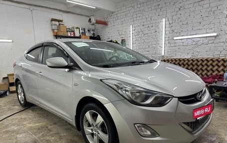 Hyundai Elantra V, 2013 год, 960 000 рублей, 9 фотография