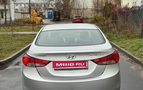 Hyundai Elantra V, 2013 год, 960 000 рублей, 31 фотография