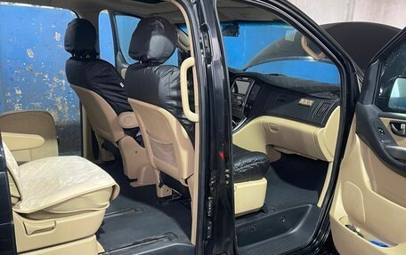 Hyundai Grand Starex Grand Starex I рестайлинг 2, 2008 год, 1 390 000 рублей, 13 фотография