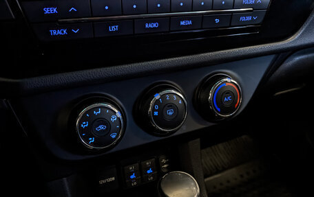 Toyota Corolla, 2013 год, 1 295 000 рублей, 25 фотография