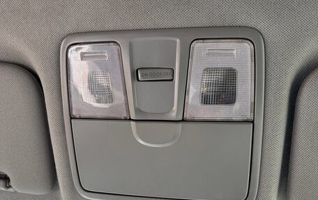 Hyundai Solaris II рестайлинг, 2011 год, 900 000 рублей, 13 фотография