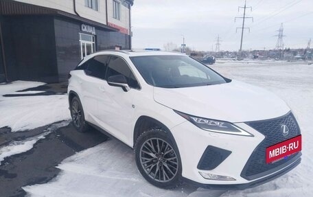 Lexus RX IV рестайлинг, 2020 год, 5 200 000 рублей, 3 фотография