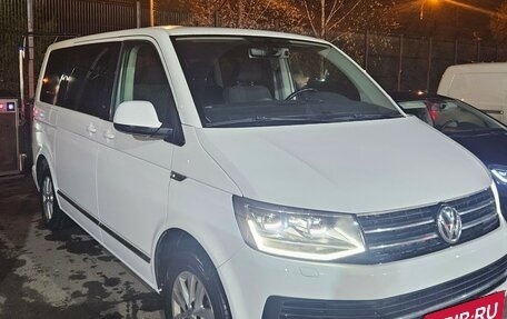 Volkswagen Caravelle T6 рестайлинг, 2016 год, 2 650 000 рублей, 2 фотография