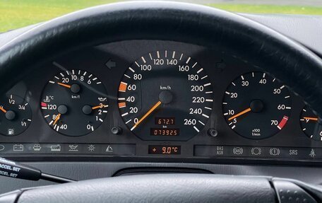 Mercedes-Benz SL-Класс, 1997 год, 4 500 000 рублей, 12 фотография