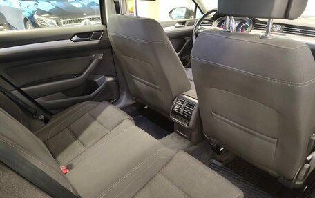 Volkswagen Passat B8 рестайлинг, 2016 год, 1 650 000 рублей, 9 фотография