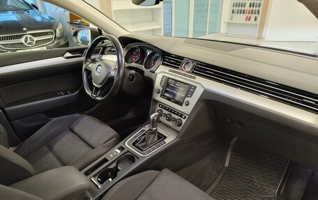 Volkswagen Passat B8 рестайлинг, 2016 год, 1 650 000 рублей, 8 фотография