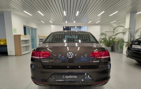 Volkswagen Passat B8 рестайлинг, 2016 год, 1 650 000 рублей, 4 фотография