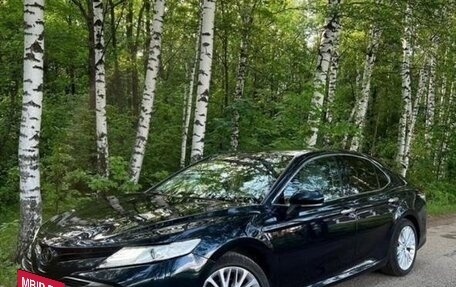 Toyota Camry, 2019 год, 2 800 000 рублей, 5 фотография