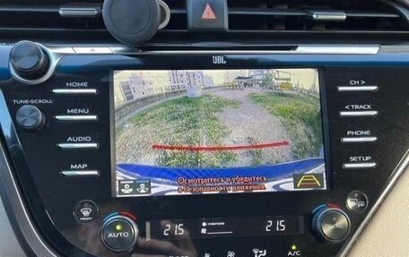 Toyota Camry, 2019 год, 2 800 000 рублей, 19 фотография