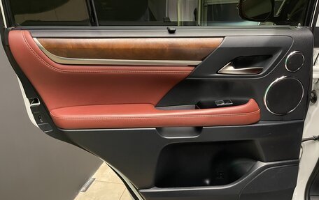 Lexus LX III, 2015 год, 5 950 000 рублей, 19 фотография