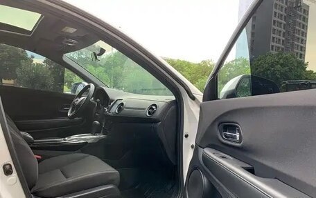 Honda HR-V II, 2021 год, 1 400 000 рублей, 10 фотография