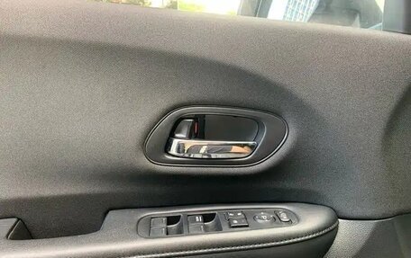 Honda HR-V II, 2021 год, 1 400 000 рублей, 16 фотография