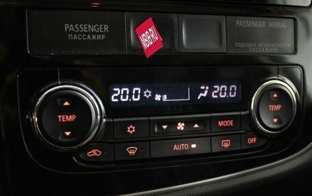 Mitsubishi Outlander III рестайлинг 3, 2014 год, 1 450 000 рублей, 15 фотография