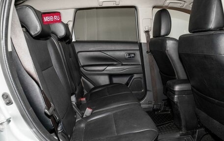 Mitsubishi Outlander III рестайлинг 3, 2014 год, 1 450 000 рублей, 7 фотография