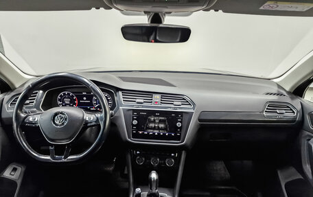 Volkswagen Tiguan II, 2017 год, 2 340 000 рублей, 14 фотография