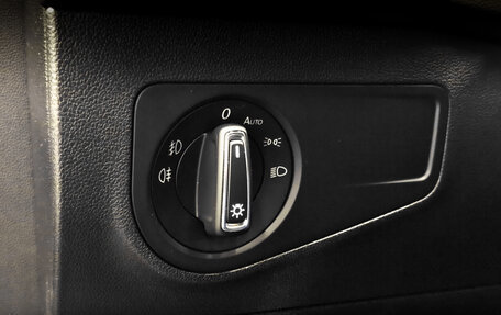 Volkswagen Tiguan II, 2017 год, 2 340 000 рублей, 27 фотография