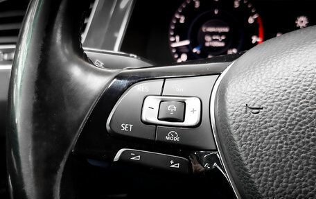 Volkswagen Tiguan II, 2017 год, 2 340 000 рублей, 24 фотография