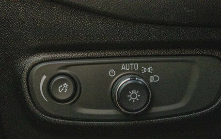 Chevrolet Equinox III, 2018 год, 1 669 000 рублей, 15 фотография