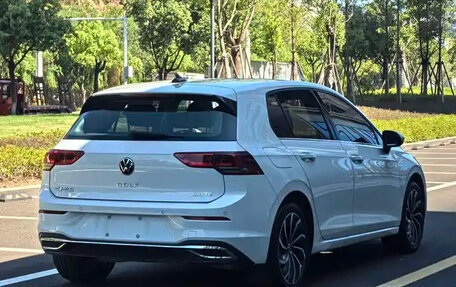 Volkswagen Golf VIII, 2022 год, 1 690 999 рублей, 6 фотография