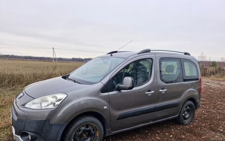 Peugeot Partner II рестайлинг 2, 2011 год, 719 000 рублей, 2 фотография