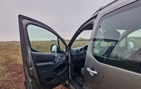 Peugeot Partner II рестайлинг 2, 2011 год, 719 000 рублей, 5 фотография