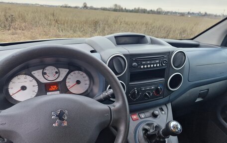 Peugeot Partner II рестайлинг 2, 2011 год, 719 000 рублей, 10 фотография