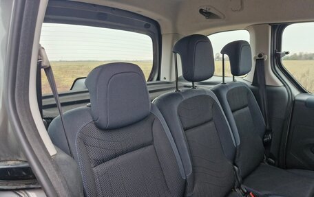 Peugeot Partner II рестайлинг 2, 2011 год, 719 000 рублей, 13 фотография