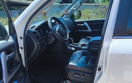 Toyota Land Cruiser 200, 2015 год, 4 600 000 рублей, 5 фотография