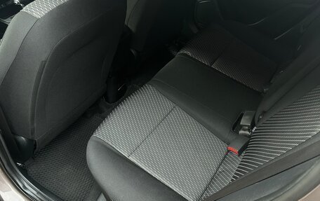 KIA Rio IV, 2018 год, 1 000 000 рублей, 5 фотография