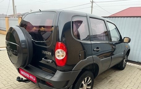 Chevrolet Niva I рестайлинг, 2009 год, 495 000 рублей, 3 фотография
