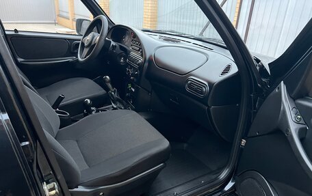 Chevrolet Niva I рестайлинг, 2009 год, 495 000 рублей, 20 фотография