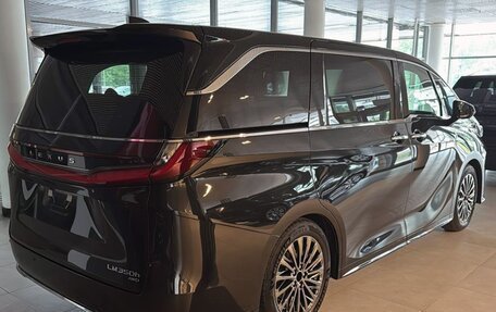 Lexus LM, 2024 год, 16 900 000 рублей, 3 фотография