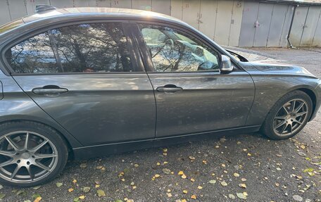 BMW 3 серия, 2015 год, 2 400 000 рублей, 2 фотография